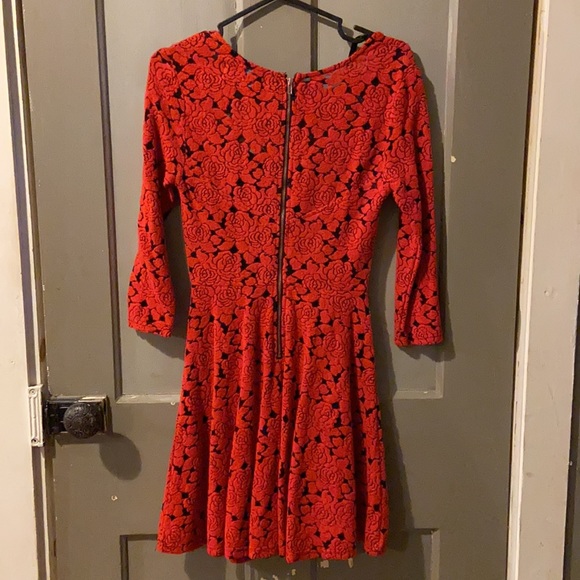 SOLD - MINK PINK red and black dress - Picture 6 of 7